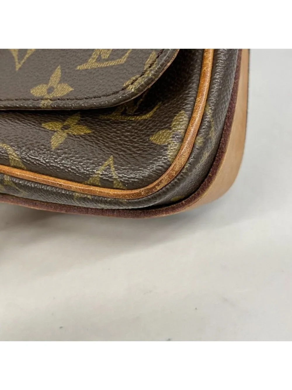 Louis Vuitton Shoulder Bag Monogram Cartouchiere MM Brown